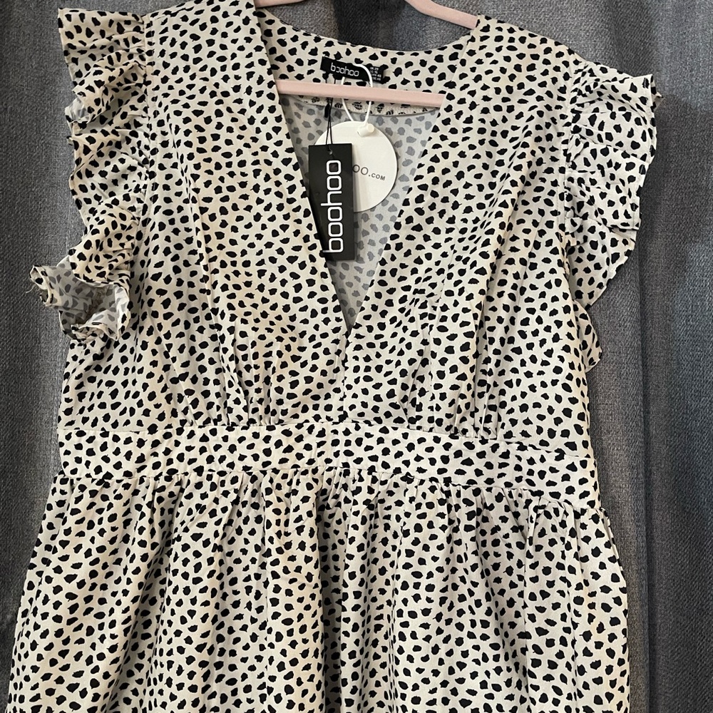 Boohoo Plus Polka Dot Ruffle Plunge Peplum